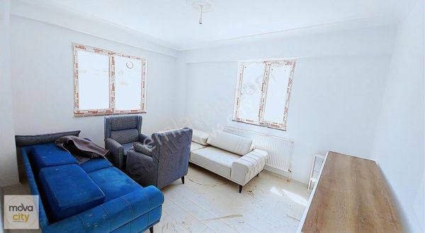 Bahçelievler Yavruturna Ortaokulu Civarında Satılık 3+1 Daire