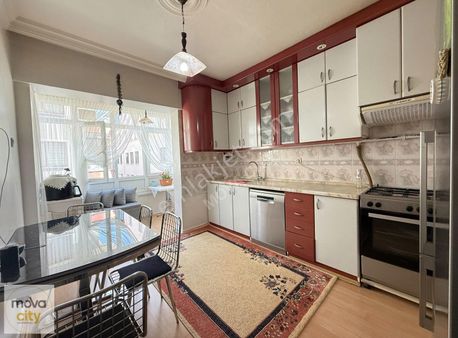 Fatih Caddesinde Satılık 3+1 Daire