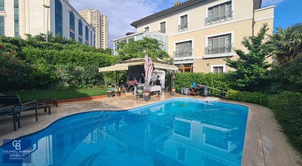 Bahçeşehir Toros Villaları'nda Kiralık Müstakil Villa