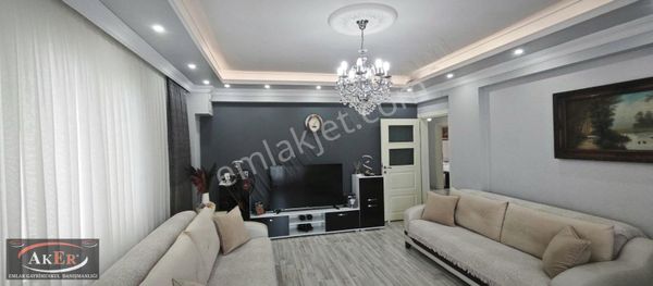 Müstakil Tadında 2 Katlı Evin İkinci Katı Lüks Konfor Elit Konum