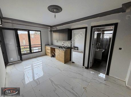 Yeni Yürüyüş Yolunda 3. Kat 1+1 Daire