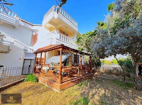 Asgo Dan Erdek Düzler Mevki Site İçerisinde Satılık Villa
