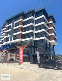 Tozluemlak'tan Gökdelen Bölgesinde Caddeye Cephe Satılık 2+1 !