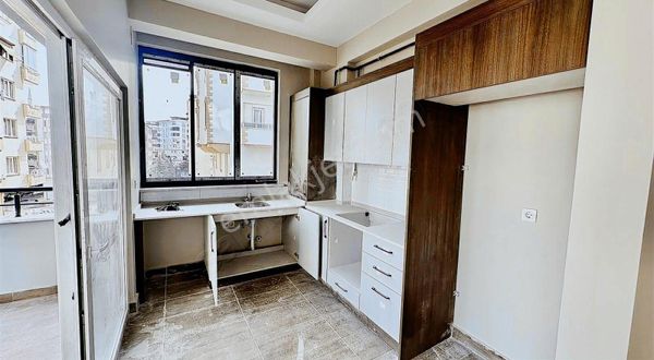 Beymahall Gyo Yeditepe Engelsizler Parkı Karşısı 2+1 Geniş Daire