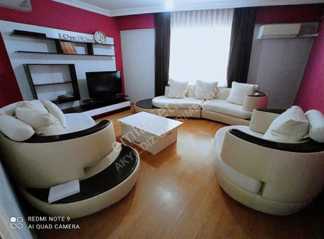 Sütlüce'de Üniversitelere Çok Yakın Eşyalı 2+1 85 M2 Genç Bina!.