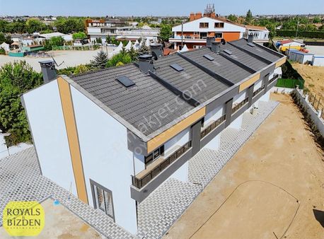 Meram Karahüyük Mh Site İçi Bağımsız Bahçeli Satılık Butik Villa