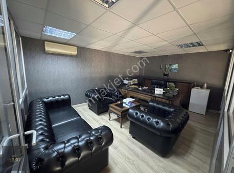 Gaziler Küçük Esnaflar Sanayi Sitesi'nde Kiralık Geniş Dükkan