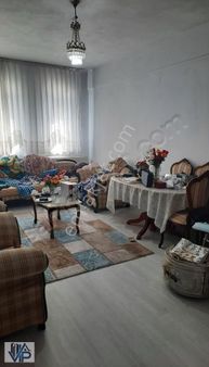 Bafra Vip Gayrimenkulden İsmetpaşa Mah. Satılık 4+1 Daire