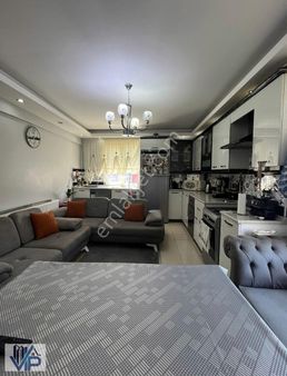 Vıp Gayrimenkulden Emirefendi Mah'de 3 Kat Birden Toplu Satılık