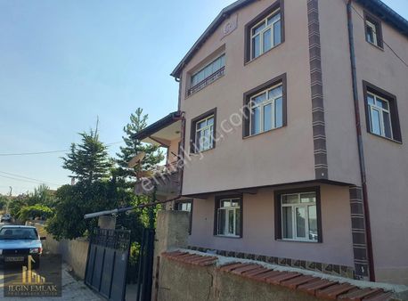 Esentepe De Satılık 2,5 Kat 3+1