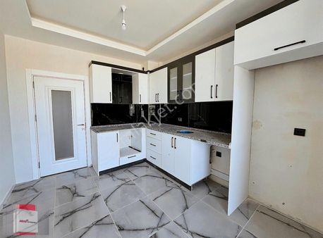 Alakova Mahallesinde Müstakil Tarzında Lüx 2+1 Satılık Daireler