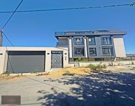 Beylikdüzü Kavaklı'da 3+1 A Plus İşçilikli Modern Satılık Daire