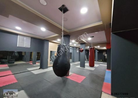 Genç Emlaktan Etlikte Satılık Çok Amaçlı Salon