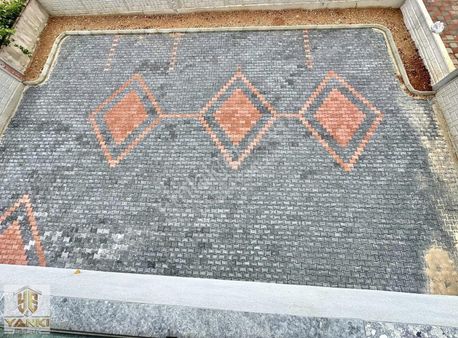 Acill Ayanoğlu'nda_2+1 Sıfır Katta Tramvayın Dibi Satılık Daire