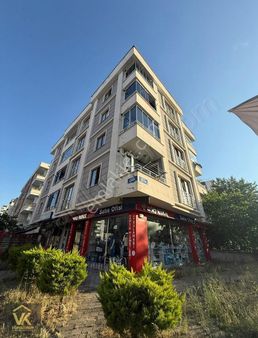 Köprü Grup'tan Kiralık- Köşe Başı Dükkan