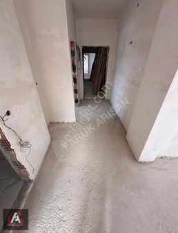 Faruk Arısan'dan Denize Yakın Bitim Aşamasında Deniz Gören 2+1