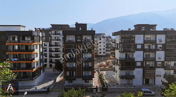 Faruk Arısandan Deniz Manzaralı Çok Geniş Ve Ebeveyn Banyolu 1+1