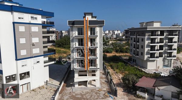 Faruk Arısan'dan Merkezi Konumda Bitmeye Yakın Lüx 1+1 Daire