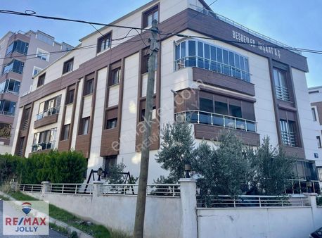 İzmir Aliağa Merkezde Satılık 5+1 Dubleks Daire