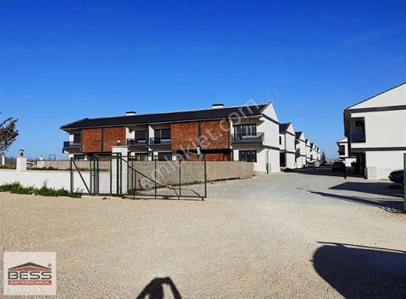 Bess'den A.söğütönünde Site İçi Köşe Konumlu Satılık 3+1 Villa