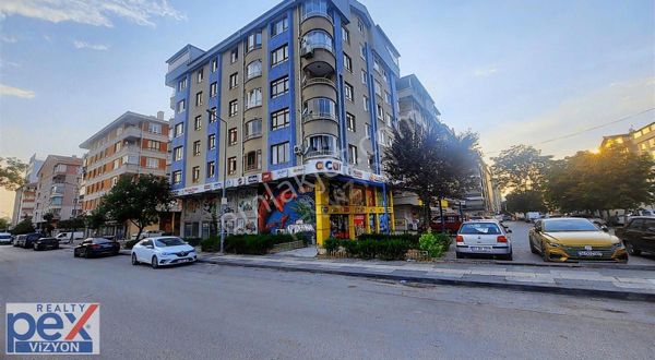 Ziraat Mahallesinde 240 M² En Prestijli Dükkan Kiralık