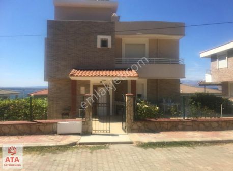 Çeşme Çiftlikköyde 5+1,450m2,full Deniz Manzaralı,triplex Villa