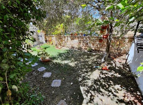 Sadece Parstan Ayvalıkta Doğayla İçiçe Bahçeli 3+1 Satılık Villa