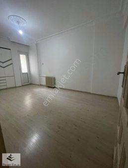 Piramit Gm'den Terminal Cad.kiralık Daire