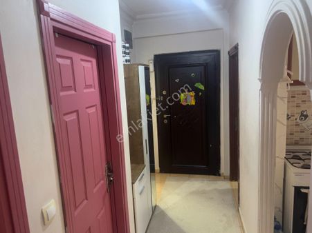 Işık Caddesinde Kullanışlı 2+1