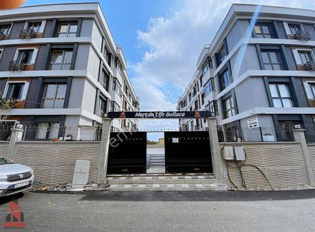 Bolluca'da Site İçerisinde 2+1 Kullanışlı Arakat Daire