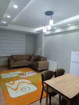 Karaköprü 35 Te Osmanlı Pastanesinin Üst Tarafında Satılık Full Eşyalı 1+1 Ara Kat Daire