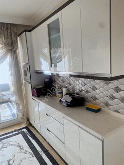 Merkezde Geniş Kapalı Mutfak 2+1 Daire