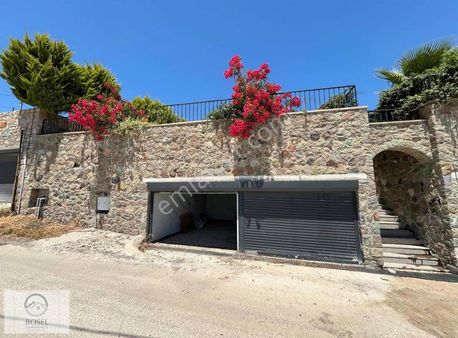 Bodrum Yahşi Deniz Manzaralı Müstakil Havuzlu Satılık Villa