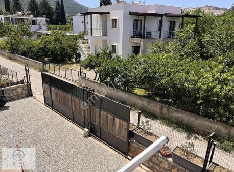 Bodrum Gölköy De Satılık 3+1 Üst Kat Daire