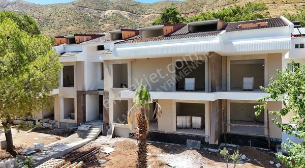 İçmeler'de Yerden Isıtmalı, Kapalı Otoparklı Yeni Nesil Daireler