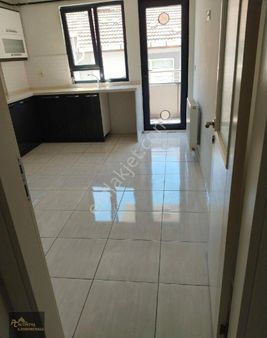 Yukarı Değirmendere'de Satılık Lüks 3+1 Çatı Dubleks Daire