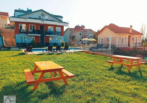 Fethiye Ölüdeniz Mevkiinde 3+1 Çatı Dubleks Havuzlu Satılık Daire