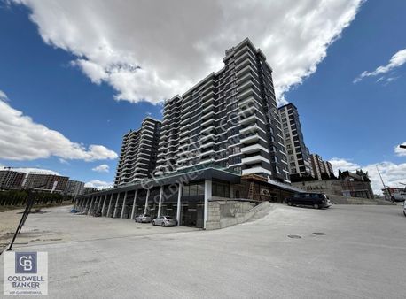 Göl Manzaralı 4+1 Full Yapılı Ultra Lüks Satılık Daire