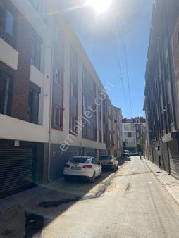 Sütlüce'de Tertemiz, Ayrı Mutfaklı A.ü. Yakını, Kiralık 1+1