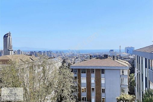 Acıbademde Manzaralı Teraslı, Balkonlu 2+1 Dubleks Daire!