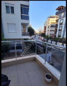 Konyaaltı Hurma'da 2+1 Havuzlu İkinci Kat Satılık Daire