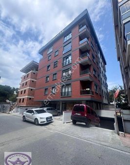 Sahile Ve Marmaray Durağına Yakın Güney Cephe 2banyolu 3+1