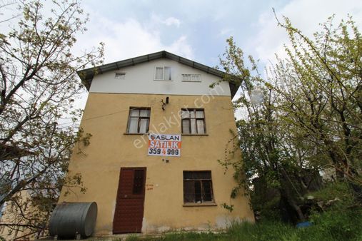 Aslan'dan Ayvagediği Merkez De 550 M2 Arsa İçi Satılık Bina