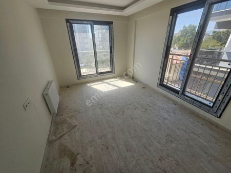 Söke Emlak Ofisisınden Atatürk Mahallesinde Satılık Daıre