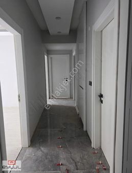 Emirgan Karşısı, Bölgenin Prestijli Özel Yapım Satılık Dairesi.