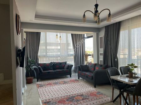 Ayrancılar Staremlaktan İnŏnŭ Mah. Satılık 4+1 180m2 Çatı Dubleks Daire