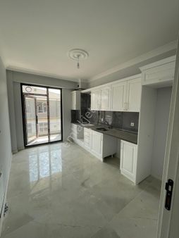 Emlakçe G Y M'den Neviye Mahallesinde Satılık Lüx Daire