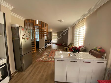 Mollakasım'da 2 Katlı Satılık 4+1 Yazlık Ev Ve Arsası