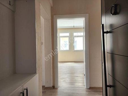 Fethiye Merkezde Denize Yakın 2+1 Ayrı Mutfak Daire Arsa Takaslı