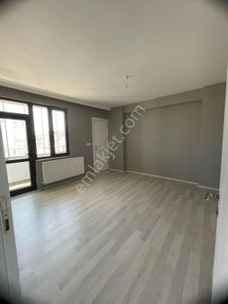 Amasya İli Merzifon İlçesi Sofular Mah 3+1 Kiralık Daire